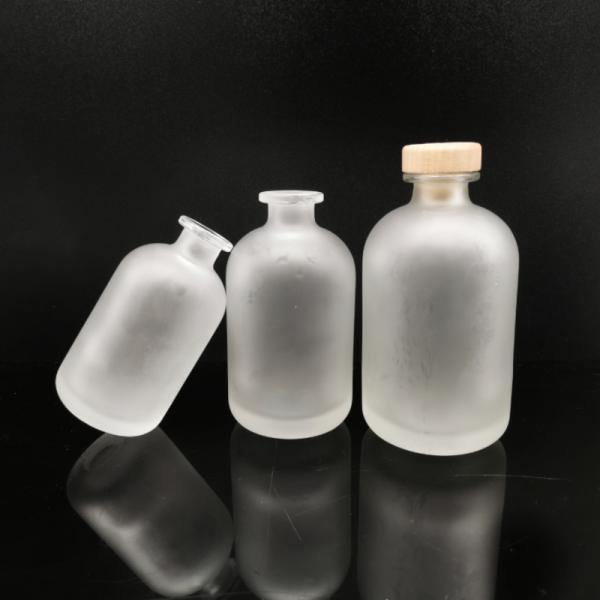 Industrial Beverage Glass Bottle 500ml 700ml with Cap Super Flint Glass Body Material