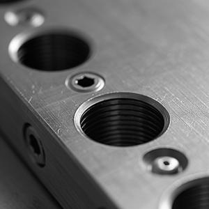 Precision Customized Aluminum CNC Machining With Rigid Control