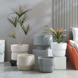 Rust Resistant Fiber Clay Planters Smooth Surface Easily Assembled