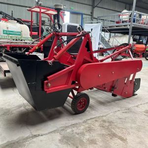 Heavy-Duty Tractor Rock Picker with 20-35 cm Trenching Depth and 100 hp