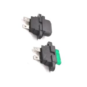 ATU Medium Auto Blade Chassis Panel Mount Fuse Holder Clip JEF-703C 30A 32Volt