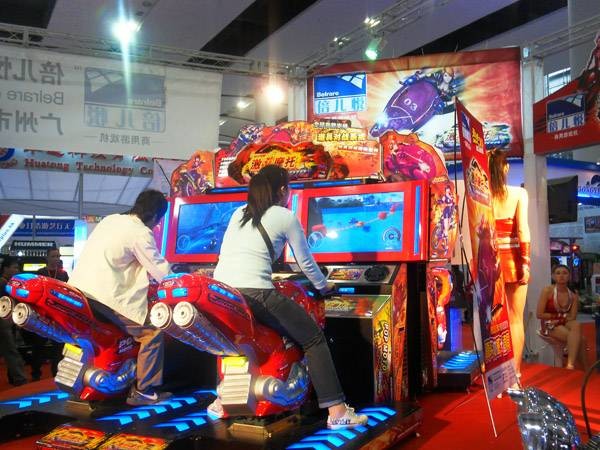 Pop Video Motor Racing Arcade Machine For Kid ' S Playground Heavy Weight