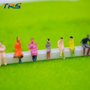 1:100 all seated ABS plastic model railway people 1.3cm for model building