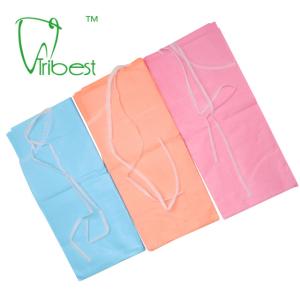 Disposable Dental Protective Wear , Waterproof Dental Patient Bibs With Tie