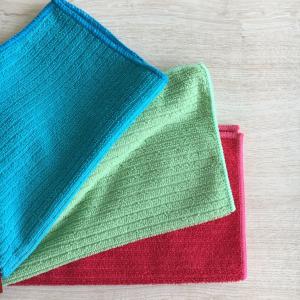 White 100% polyester microfiber single side design towel