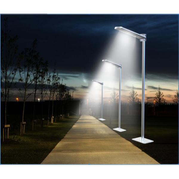 Integrated IP65 50w Solar LED Street Light Rust Proof