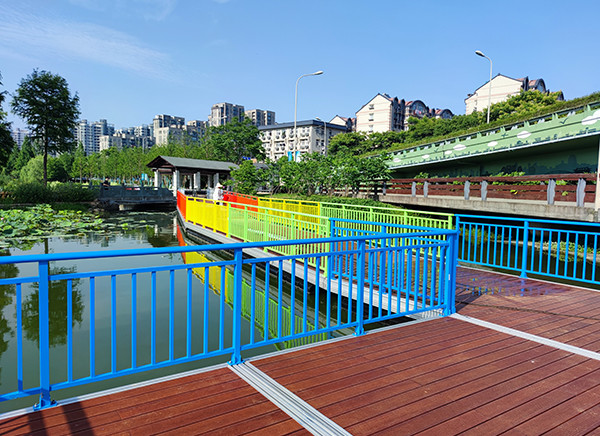 Buy Marina Floating Dock Aluminum Gangways WPC / Plastic / Wood Deck Customized at wholesale prices