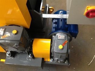 Buy Self Aligning Welding Rotator is Suit for Diameter 3000 mm and its Standing Capacity 10 Tons Linear Speed 1000 mm/min at wholesale prices