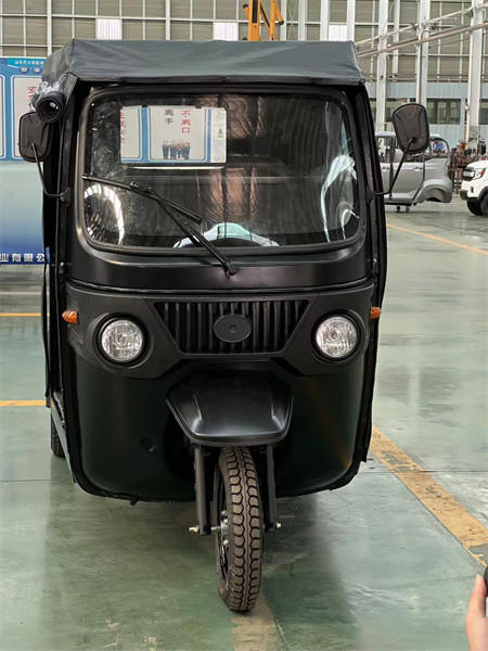 Buy Mini Convenient Caravan Electric Passenger Tricycle 1500W - 3000W Motor at wholesale prices