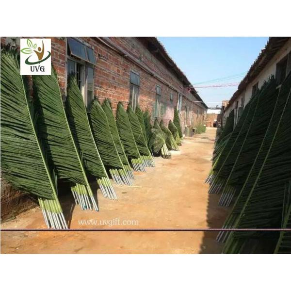 UVG PTR016 factory price artificial palm trees for beach landscaping in dongguang