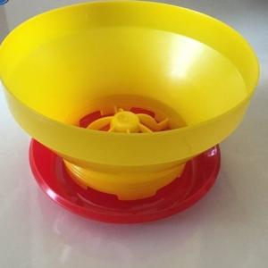 Automatic Broiler Feeder Poultry Feeding Pan Poultry Farm Accessories