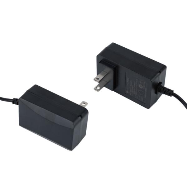 Medical Grade Ac Adapter 12v 2a UL/CE/FCC/ROHS Wide Input Voltage Range 100