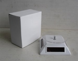 Solar turntable display