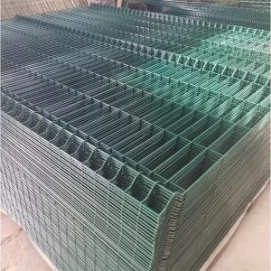 Customized Mesh Galvanized Iron Wire Welded Wire Mesh Fence Panels with PVC