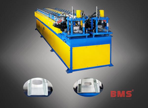 Buy 0.3-0.7mm Thickness Dual C Purlin Forming Machine With Servo Motor Punching at wholesale prices
