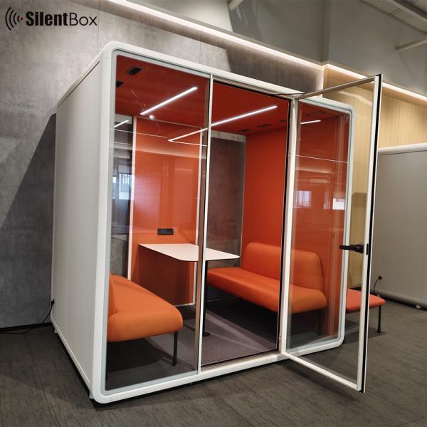 Movable Soundproof Meeting Pod with 4 People Seats STC30dB and 4000K Natural