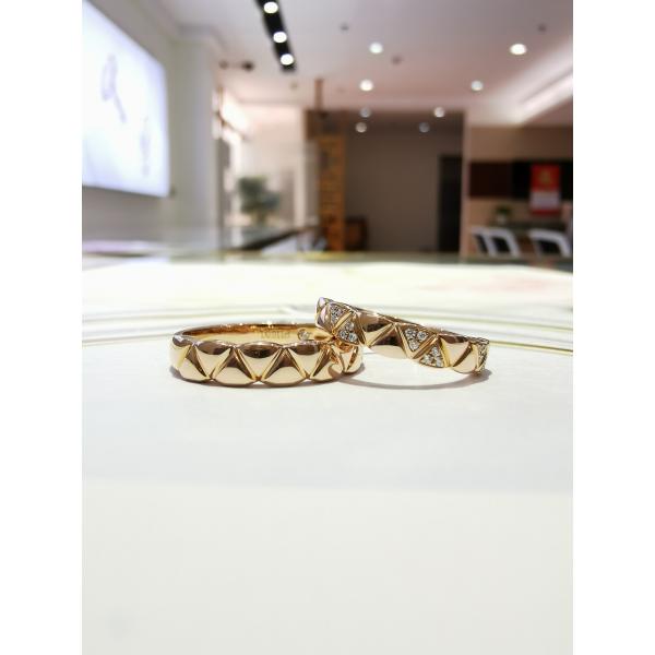 Buy Artistic Geometric Pattern OEM 9g Valentine Couple Rings at wholesale prices