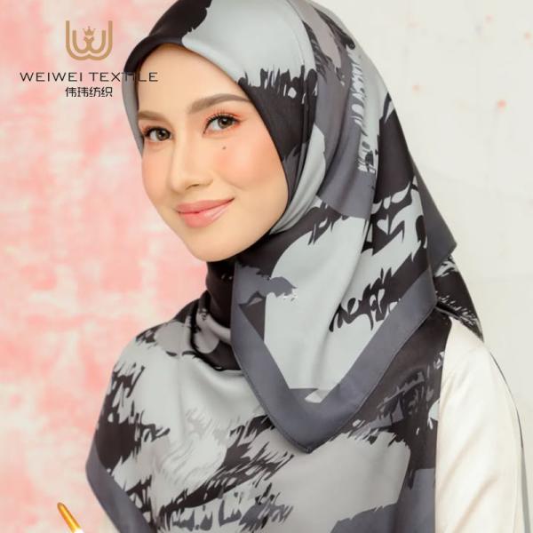Factory Wholesale Floral Printed Square Fashionable Malaysian Dubai Arabian Model Islamic Chiffon Hijab