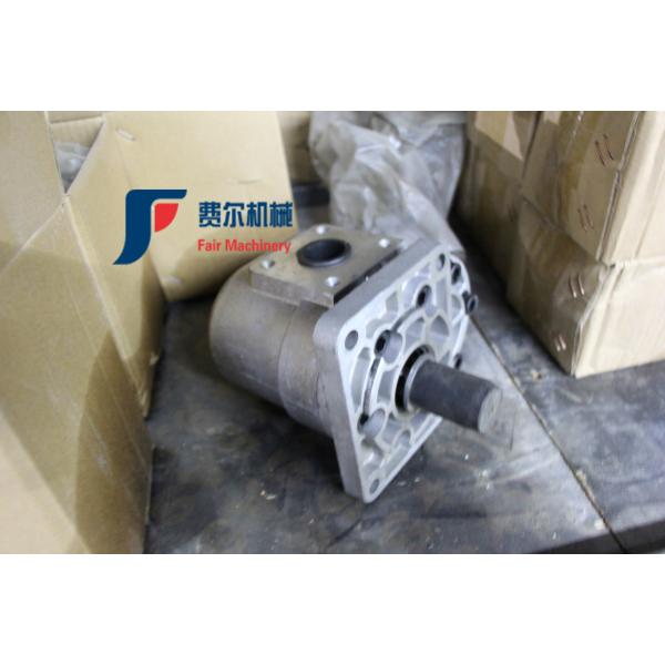 Custom Yutong Spare Parts 931 955 952 953 956 968 Wheel Loader Parts Walking Pump