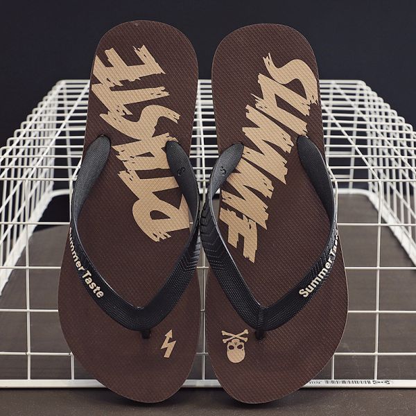 Summer Wear Men's Beach Sandals With Non Slip Rice Texture Patterns