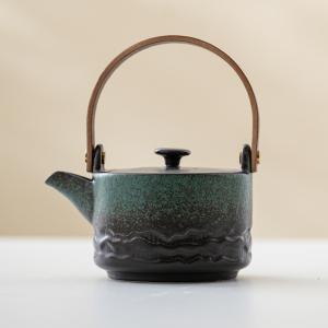 Quality Home Brewing Ceramic Kung Fu Tea Set with Lifting Beam Handle Compact Single Pot Teapot for sale