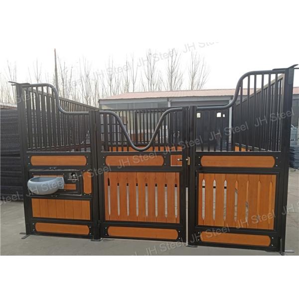 European Type Metal Structure Horse Stable Fronts Bottom Bamboo Infill