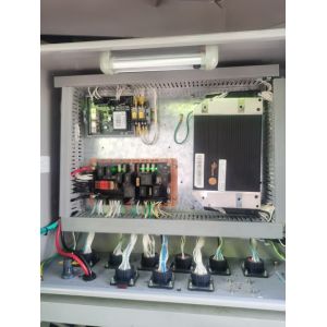 Used Concrete Pump Truck with 180/120m3/h Output 3 Axles and Φ260 Cylinder