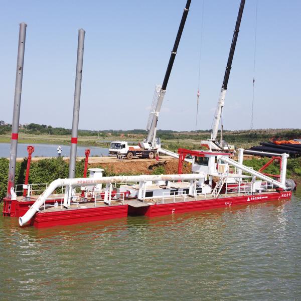 700m3 Working Capacity Gravel River Dredging Machine 1662kw Total Power