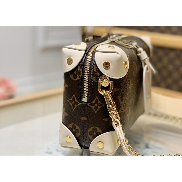 Off White 20cm Leather Chain Crossbody Bag With Top Handle