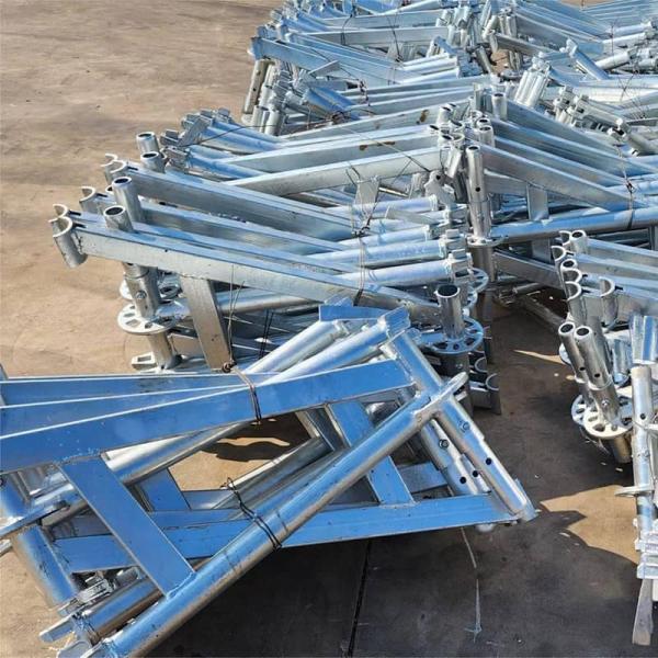 Versatile Q235 Steel Ringlock Board Bracket 1M Hot-dip Galvanized for Scaffolding