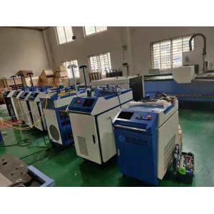 Handled 2000W Laser Welder For Metal Workpieces