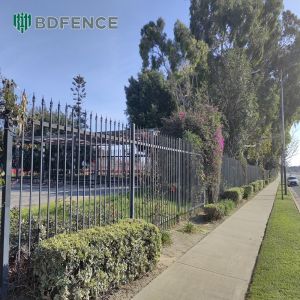 Theft-Deterrent Tubular Steel Fence For Enhanced Safety