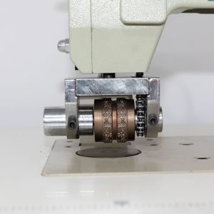 Automatic Ultrasonic Lace Sewing Machine 2KW 19.4Khz Frequency Conversion