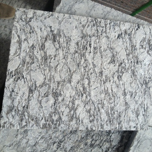 White Granite Slate Slabs For Steps , 2 - 3g / Cm³ Density Granite Tiles For Stairs