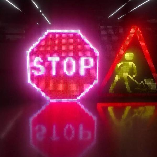 LED OT16 IP65 12400NITS Motorway VMS Signs Road Variable Message