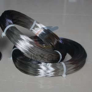 Magnetostrictive waveguide wire for level gauge and displacement sensor