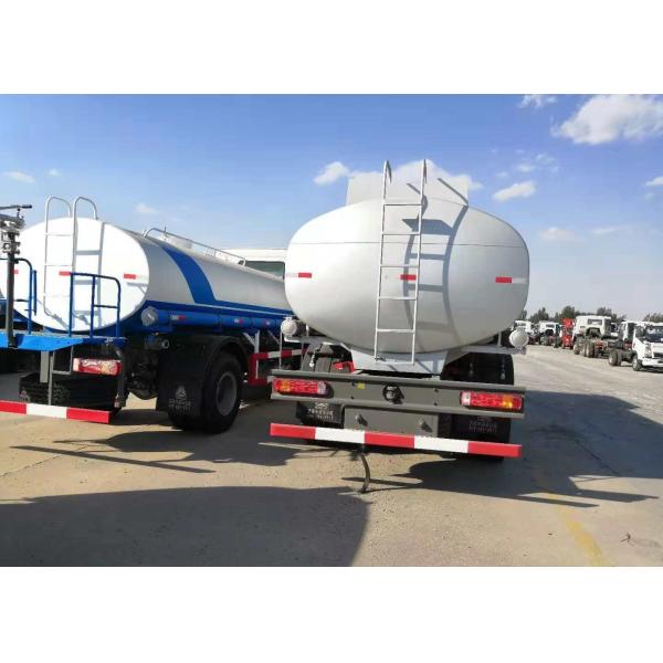 10 Tons 4 * 2 Light Duty Dump Truck , Diesel Fuel Delivery Truck With High Safety