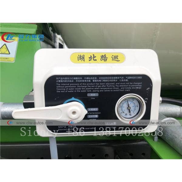 SINOTRUK HOWO 8x4 Heavy Duty 16000L Concrete Mixer Truck