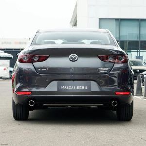 Changan Mazda 3 Compact Car R16 Manual Transmission Fuel Vehicle Enclave for