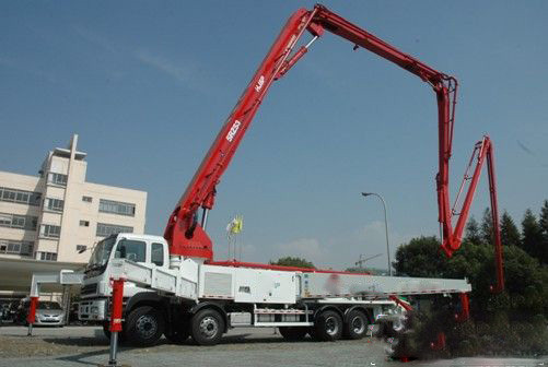 Buy 51m Boom Concrete Pumping Truck 600L Hopper Capacity OEM at wholesale prices