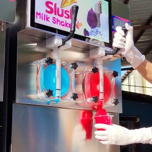 China 2 Flavors High  Enclosed Frozen Cocktail Maker Slush Machine on sale