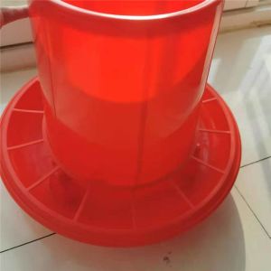 Manual Plastic Chicken Feeder and Drinker with Different Sizes