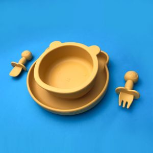 Durable Mini Suction Plate And Bowl Set Silicone Bear Shape For Baby Feeding