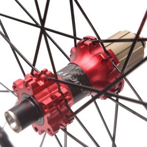 Lightweight Disc Brake Road Bicycle Wheelset 700c Tubeless Type 24H Spoke Hole