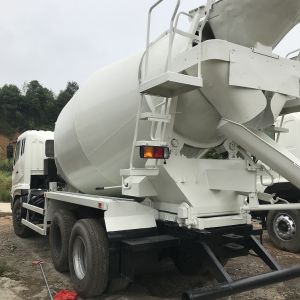 MITSUBISHI 6x4 Used Concrete Mixer Truck