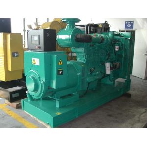China 650kva Cummins Diesel Generator With 4BTA3.9-G2 Engine , Self Exciting Stamford Alternator on sale