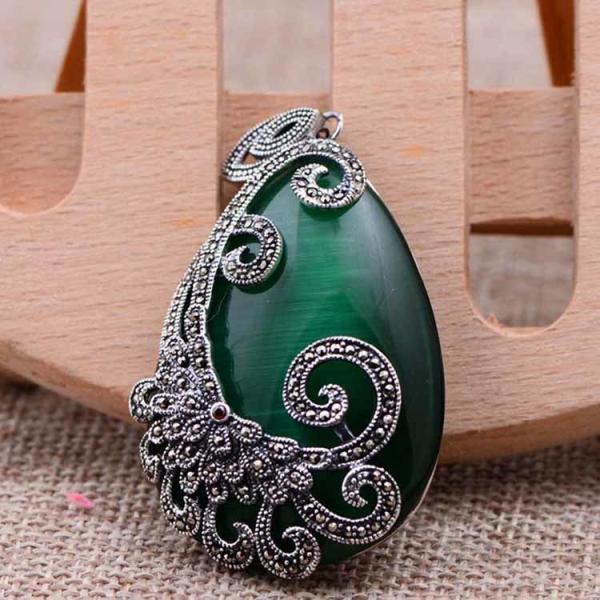 925 Silver Drop Shape Green Opal Marcasite Retro Pendant Necklace (N20180410GREEN)