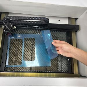 C188 Screen Protector Laser Cutting Machine For Clear Anti Shock Tpu Hydrogel