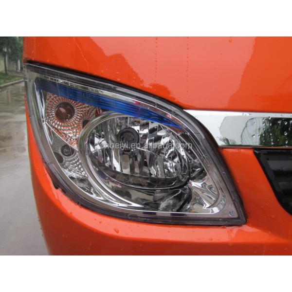 Automatic 250cc Three Wheel Closed Motorcycle with 12v Voltage and 4-Stroke Engine Type