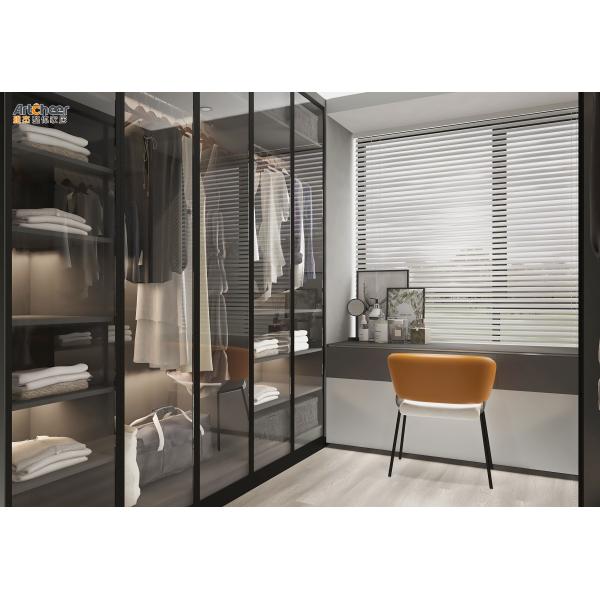 Custom Luxury Modern Bedroom Furniture for Walk In Closet Storage and Organization